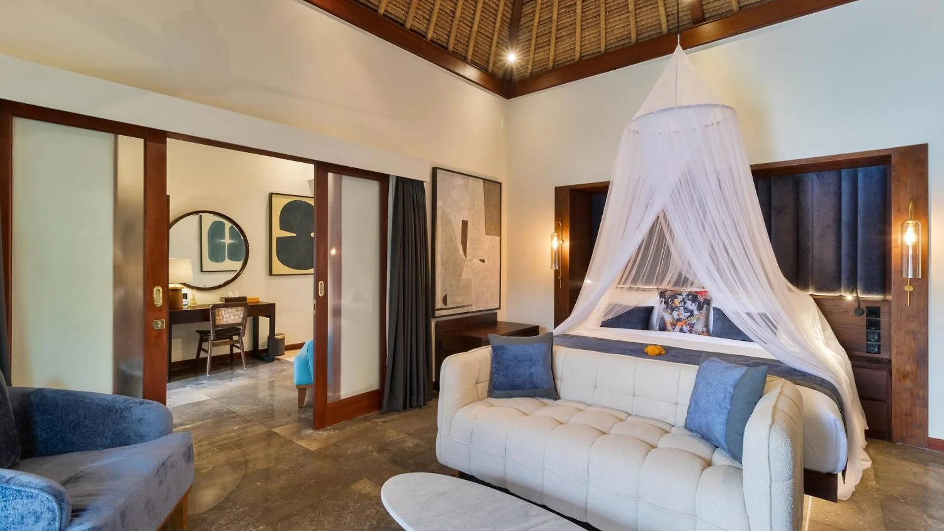 Villa Mahkota Seminyak Indonesia