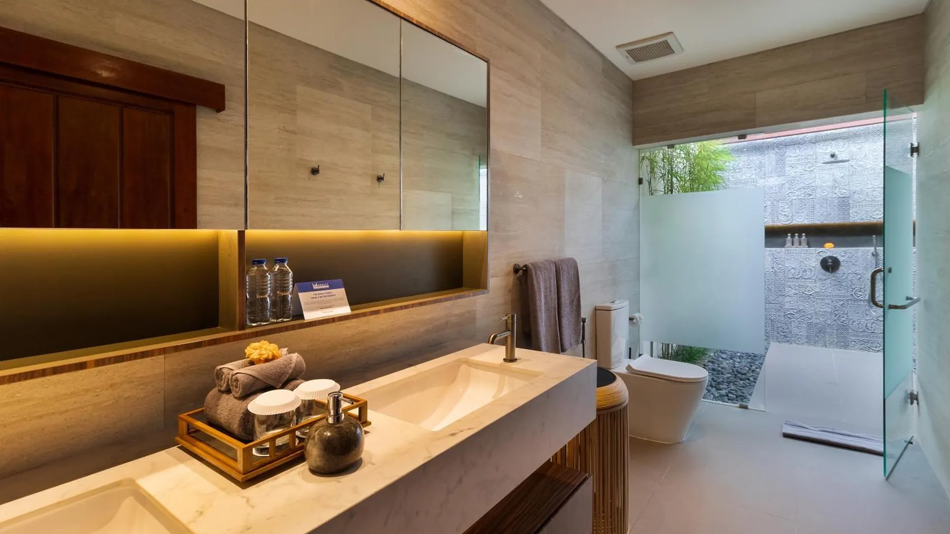 Villa Mahkota Seminyak  Seminyak (Bali)