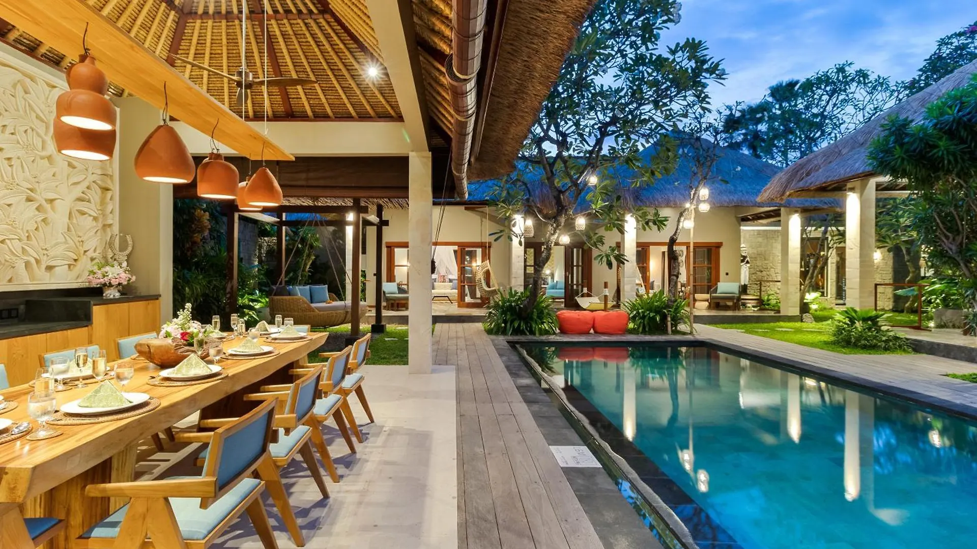 Villa Mahkota Seminyak