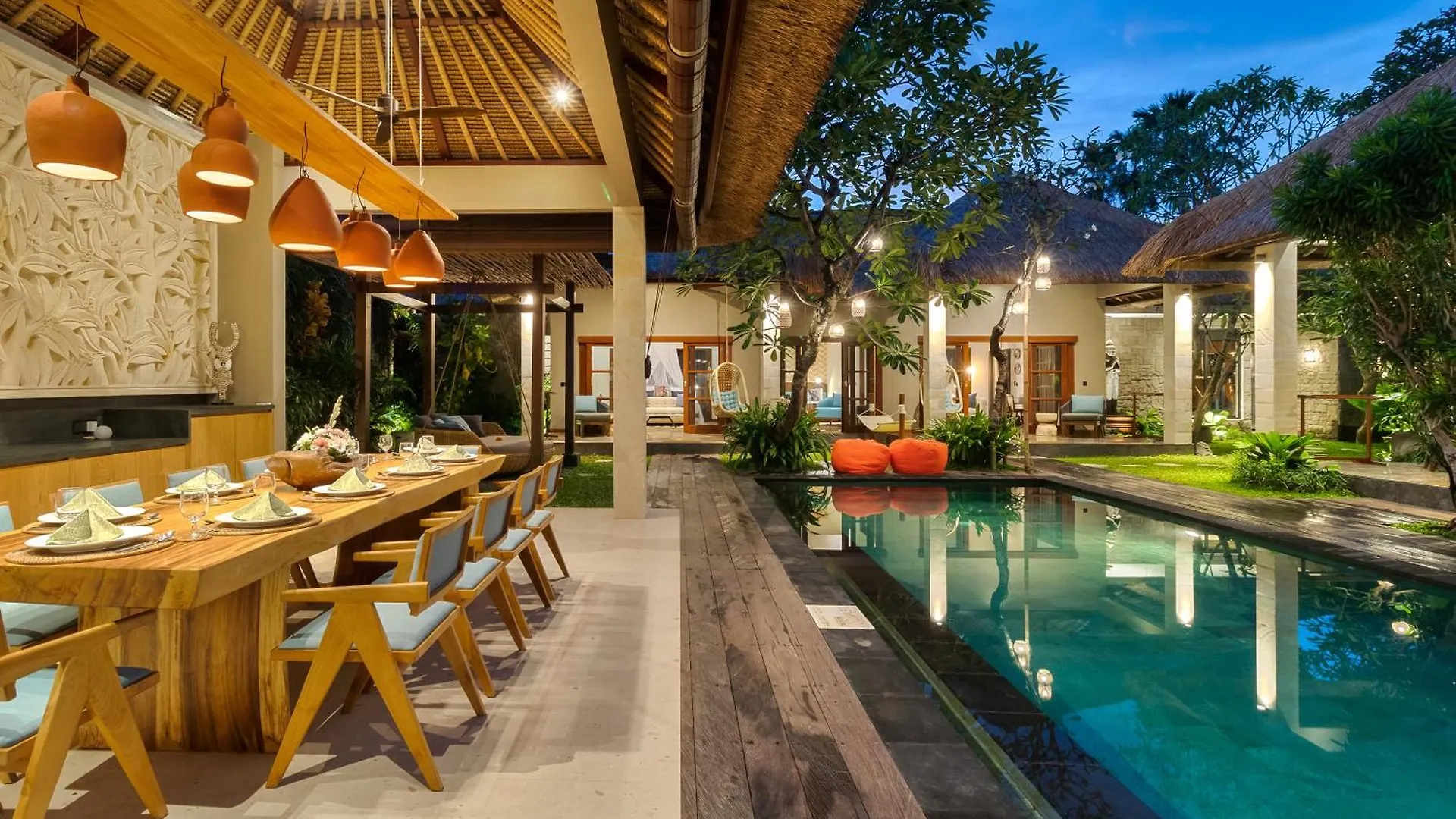 Villa Mahkota Seminyak Indonesia