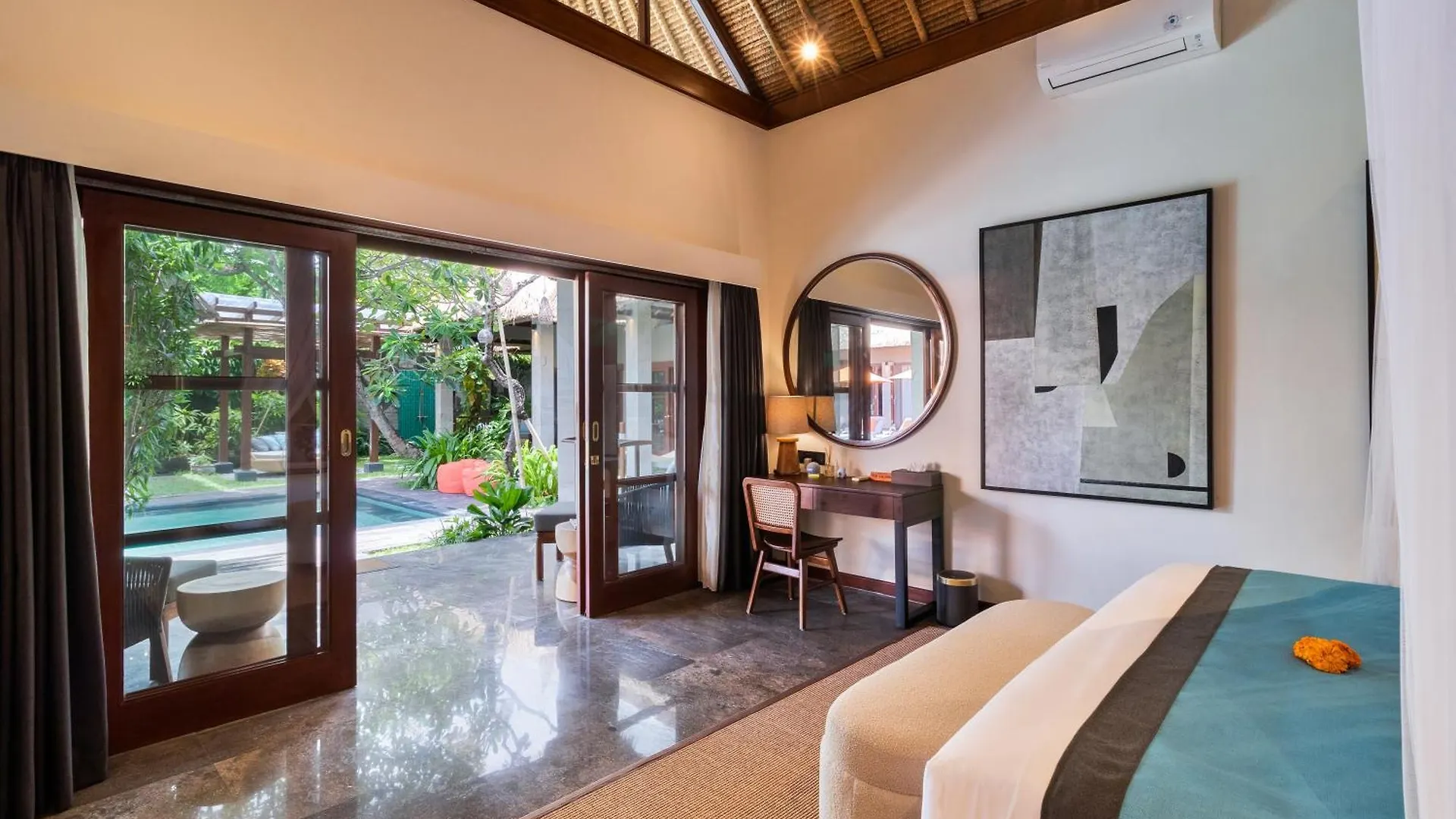 Villa Mahkota Seminyak